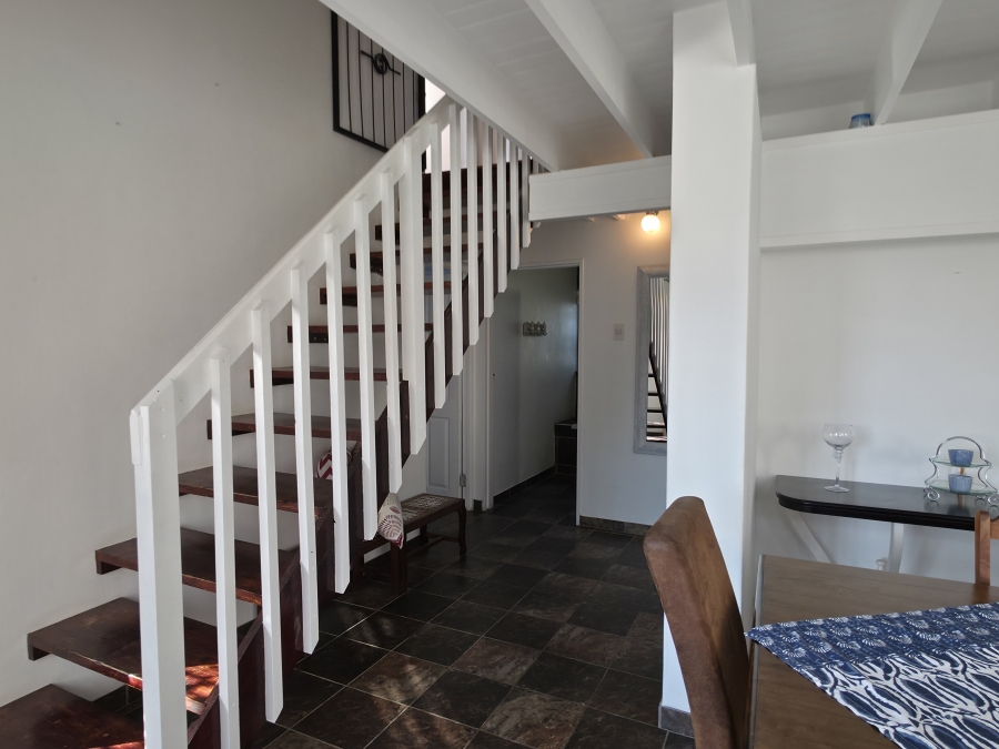 5 Bedroom Property for Sale in Wavecrest Eastern Cape